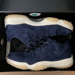 Air Jordan 11 Retro Low